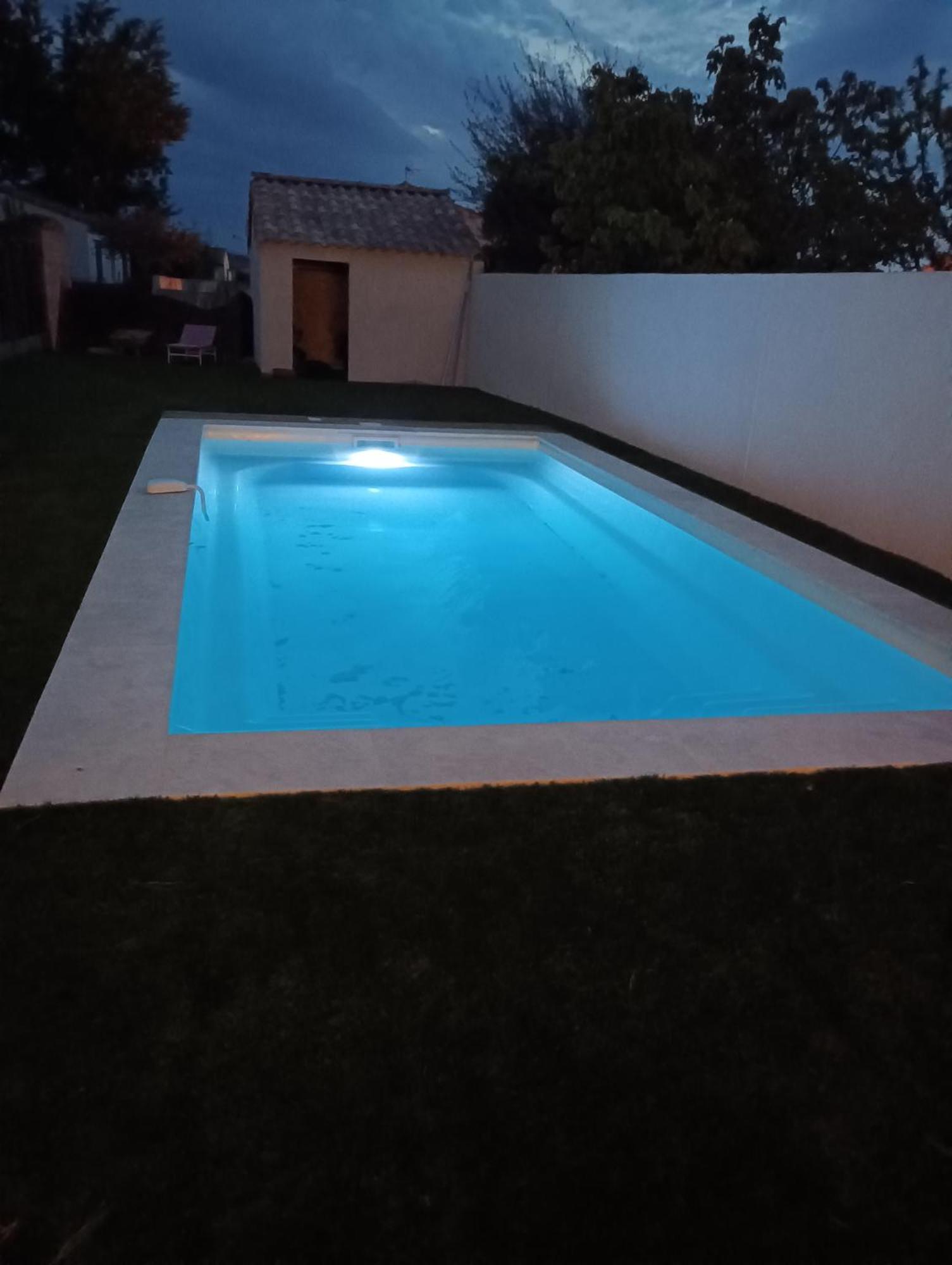 Maison A Bizanet Avec Piscine Екстериор снимка
